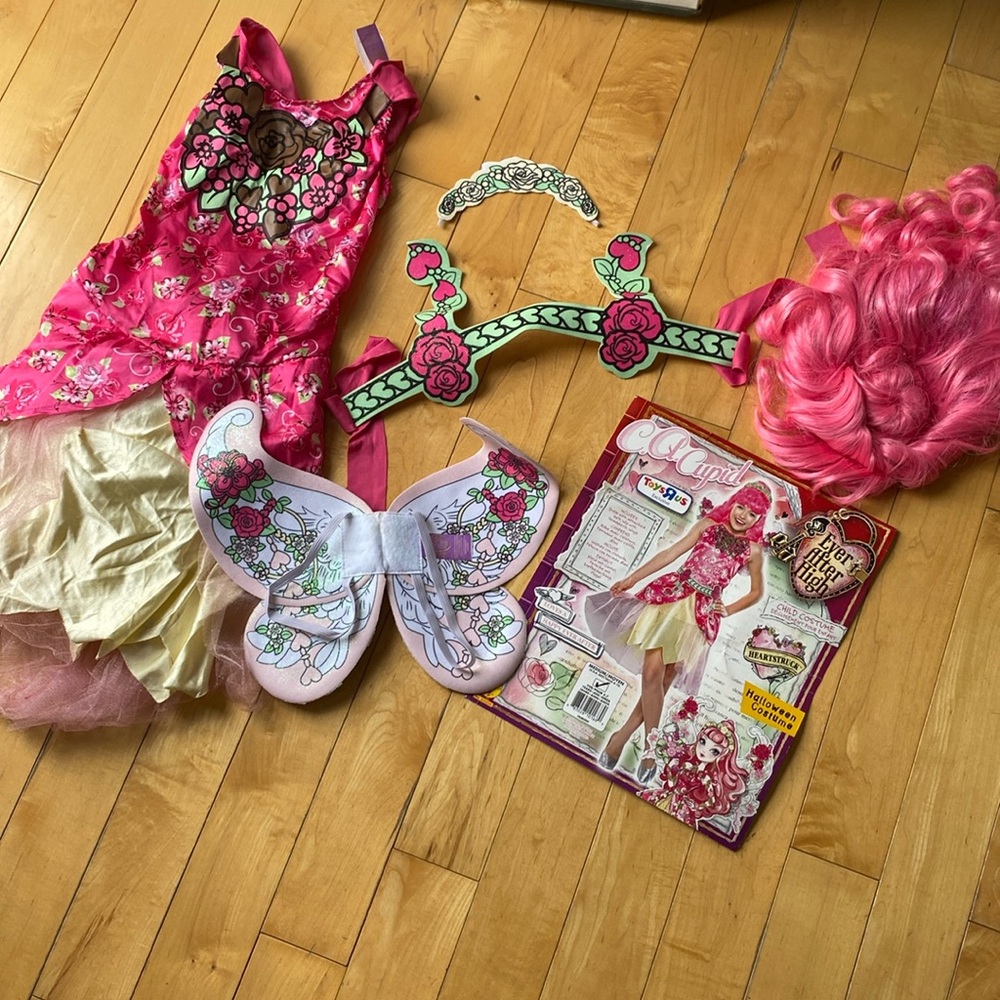💕 Preloved Ever After High CA Cupid Halloween Costume 🎃